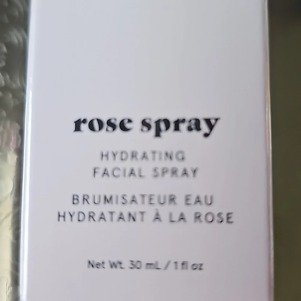 NIB Grace & Stella Rose Spray Hydrating Facial Mist 1 Fl Sealed